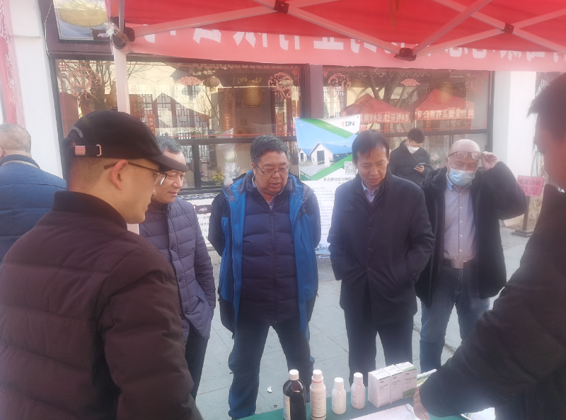 山東畜牧協(xié)會特養(yǎng)分會馬澤芳會長、山東省特種經(jīng)濟動物產(chǎn)業(yè)技術(shù)體系創(chuàng)新團隊首席專家李光玉教授、特養(yǎng)分會張洪學秘書長到青島康地恩站臺交流-1